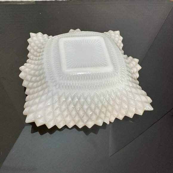 VTG Indiana Glass Iridescent Milk Glass Dish Diamond Point Sawtooth Edge 8" - Picture 6 of 6